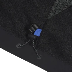 Outlet Autti Ulkoilutakit