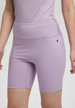 Hot Erb Shortsit