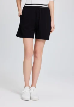 New Hietaa Shortsit