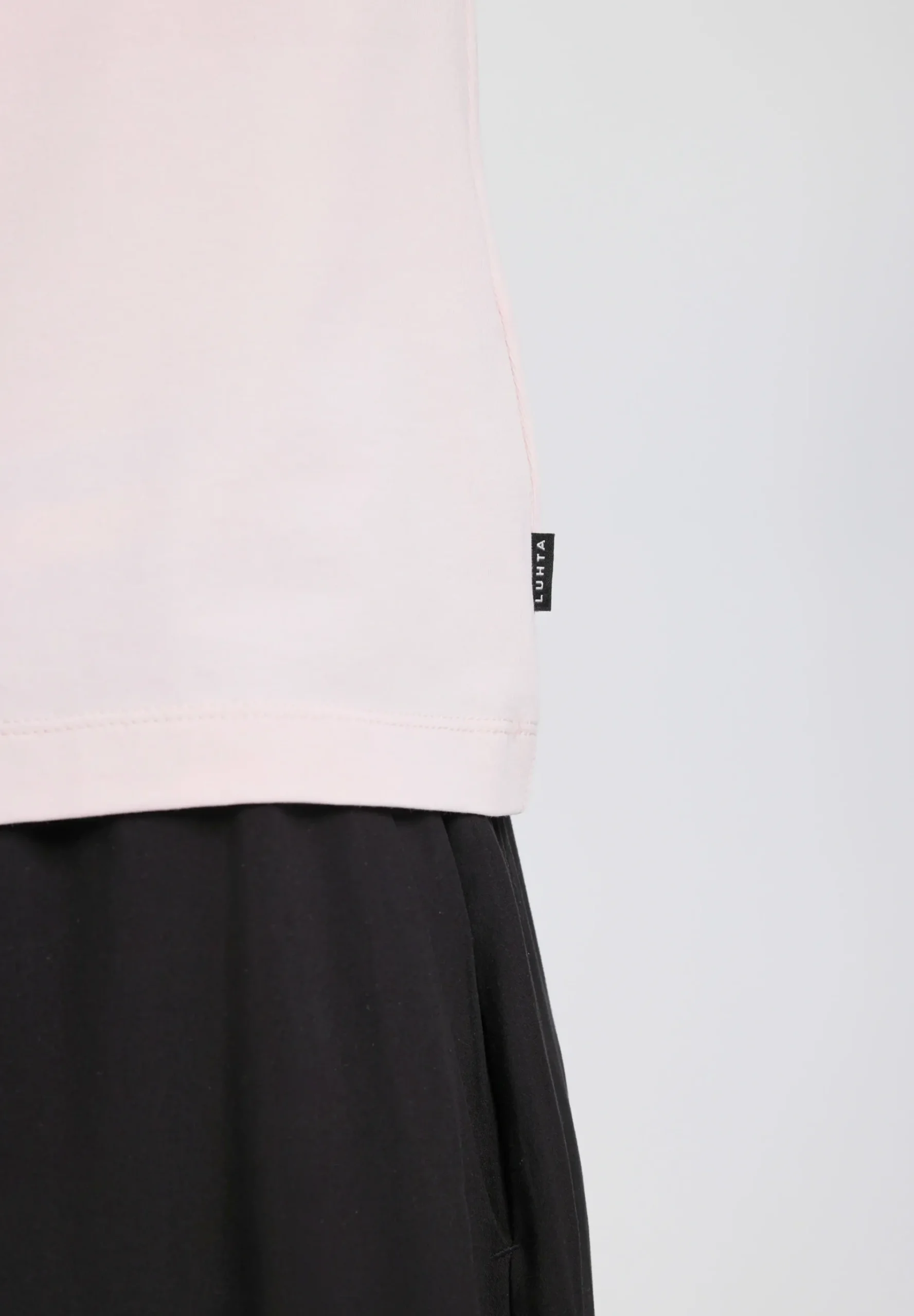 Sale Hitua T-Paidat