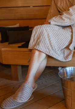 Online Aalto Kylpytakit Ja -Tossut