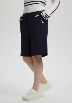 Huhus Shortsit
