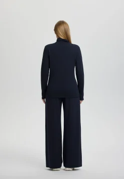 Clearance Iveoja Välitakit Ja Fleecet